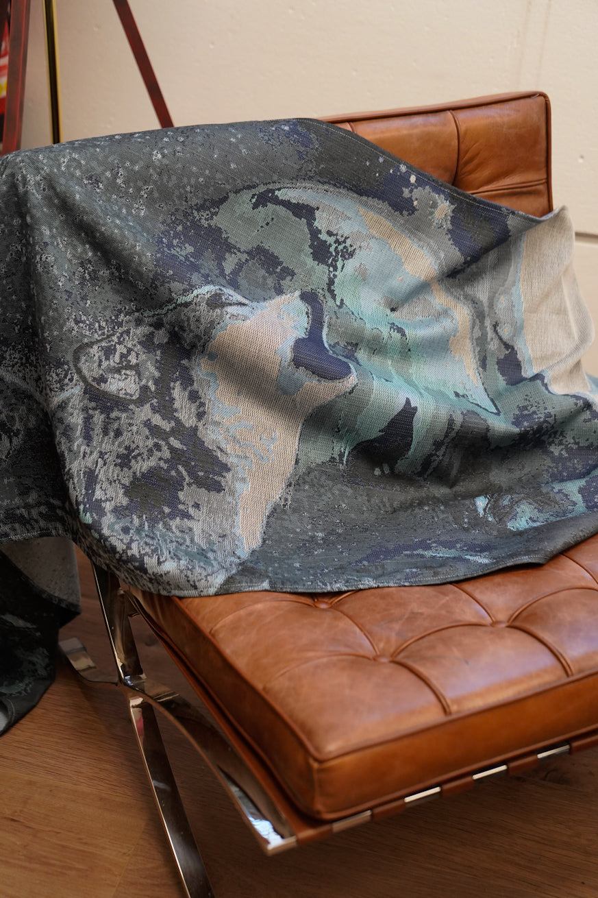 RingSling Wolf moonlight